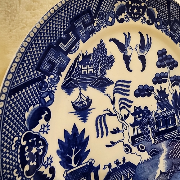 Japan Blue Hand Painted plate - Picture 2 of 6